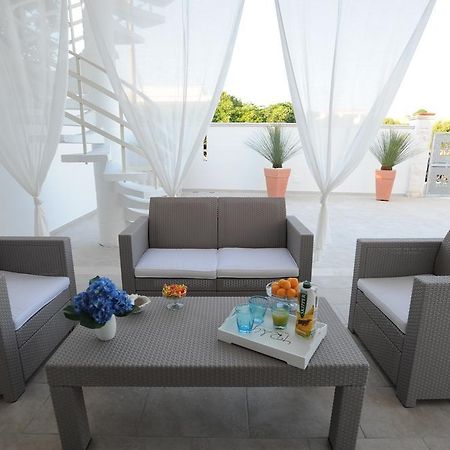 Filo Di Vento Hotel Порто Чезарео Екстериор снимка