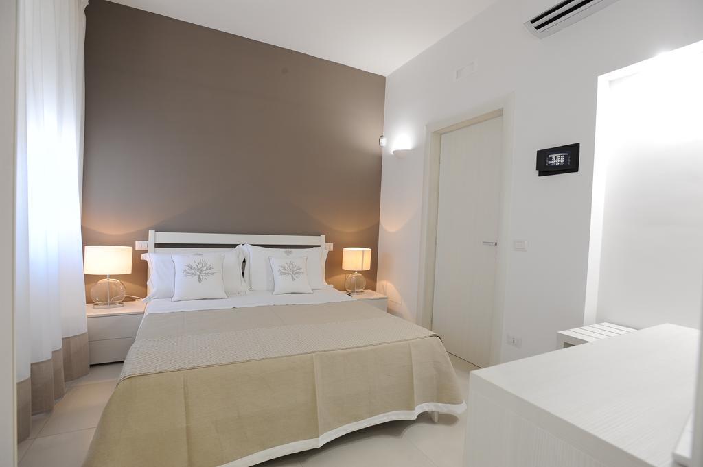 Filo Di Vento Hotel Порто Чезарео Екстериор снимка