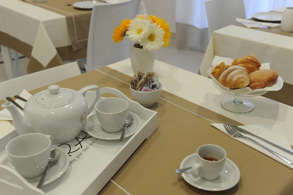 Filo Di Vento Hotel Порто Чезарео Екстериор снимка