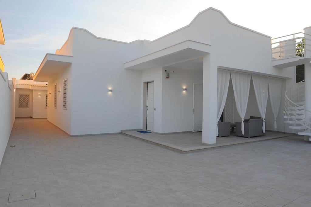 Filo Di Vento Hotel Порто Чезарео Екстериор снимка